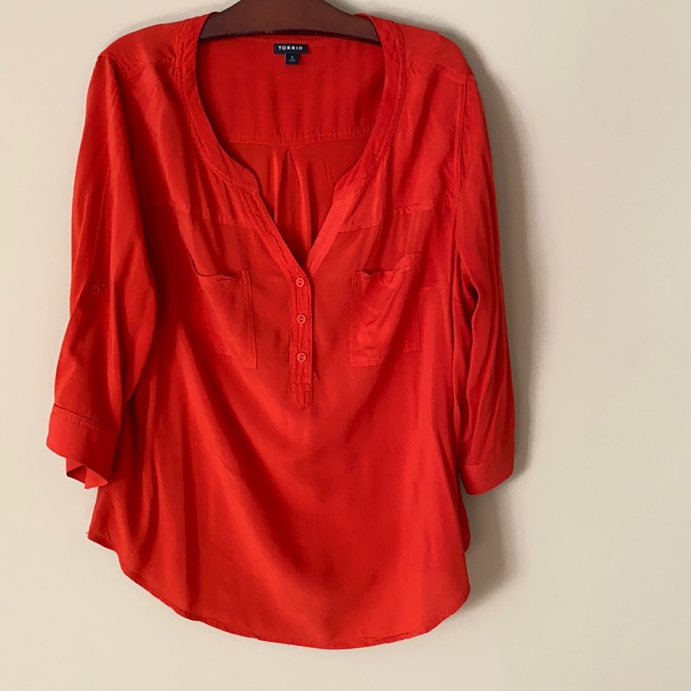 Torrid red orange blouse Sz 2X